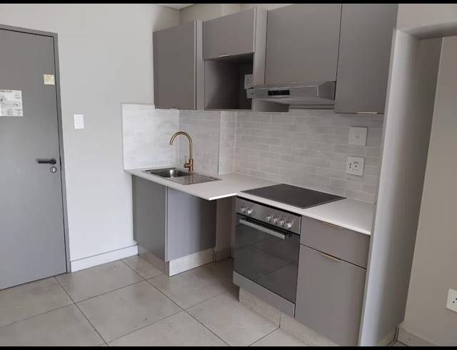 1 BEDROOM PROPERTY TO RENT IN SANDTON CBD